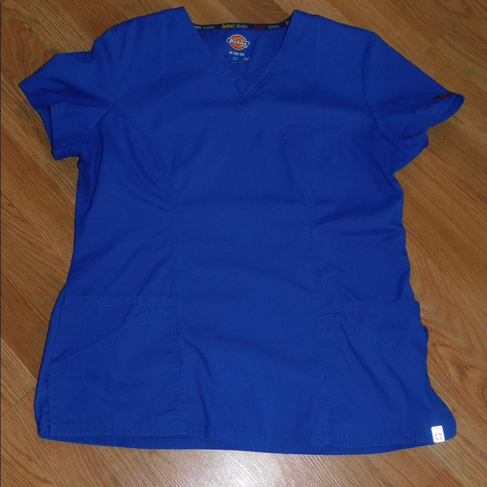 Dickies size medium woman’s scrub top